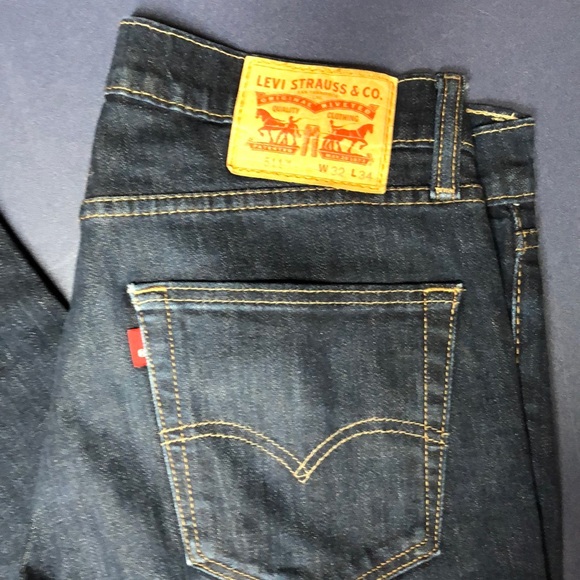 Levi Jeans - Picture 2 of 3